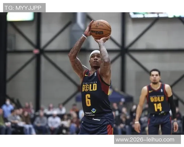 托马斯状态平平20投6中三分球命中率低迷仅获19分表现不佳