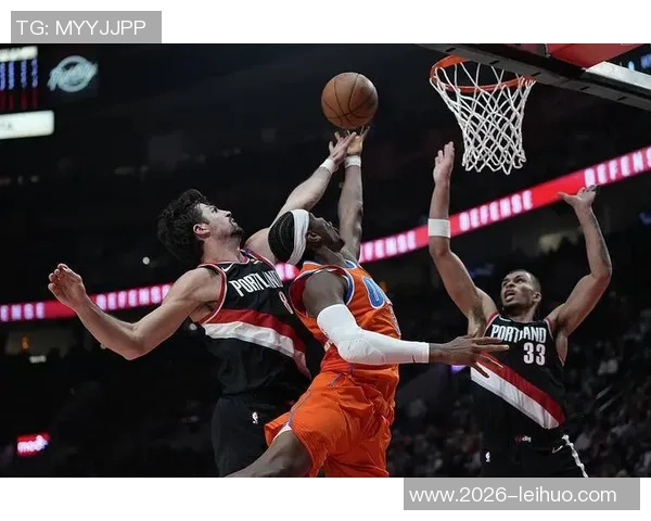 格兰特上半场表现出色9投4中斩获15分3篮板三分球命中率高达50