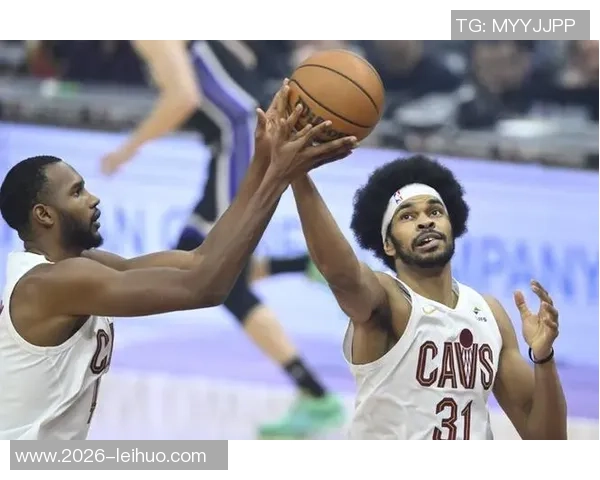 阿特金森强调持续让阿伦参与进攻40分17板展现球队战术执行力